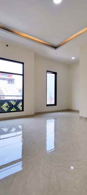 dijual rumah siap huni di kelapa lilin jakarta utara