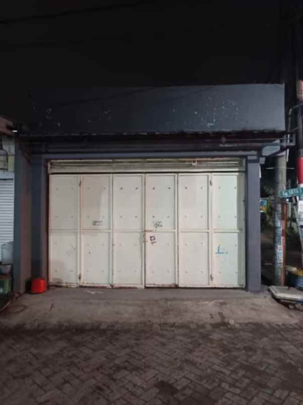 dijual rumah siap huni di kepatihan gresik