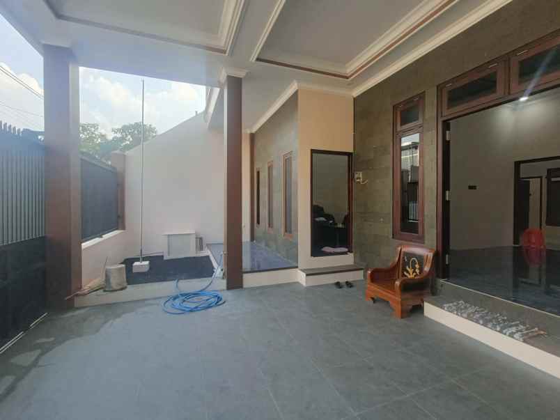 dijual rumah siap huni lokasi sawojajar 2