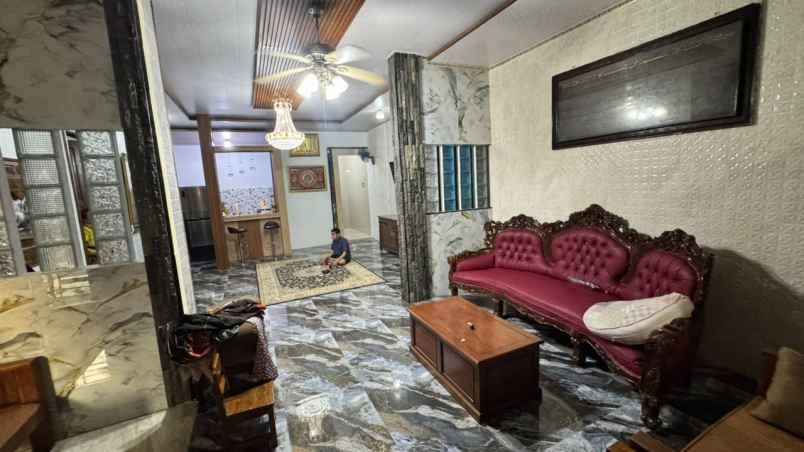 dijual rumah sindang sari