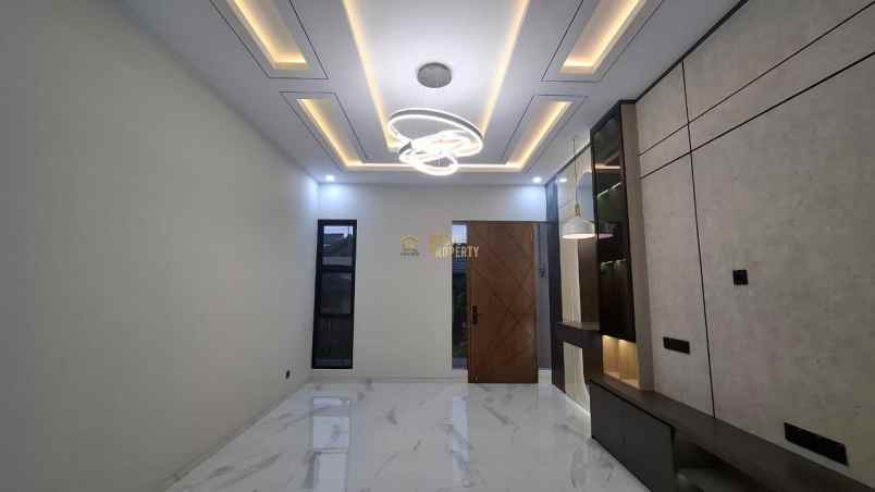 dijual rumah sinduharjo