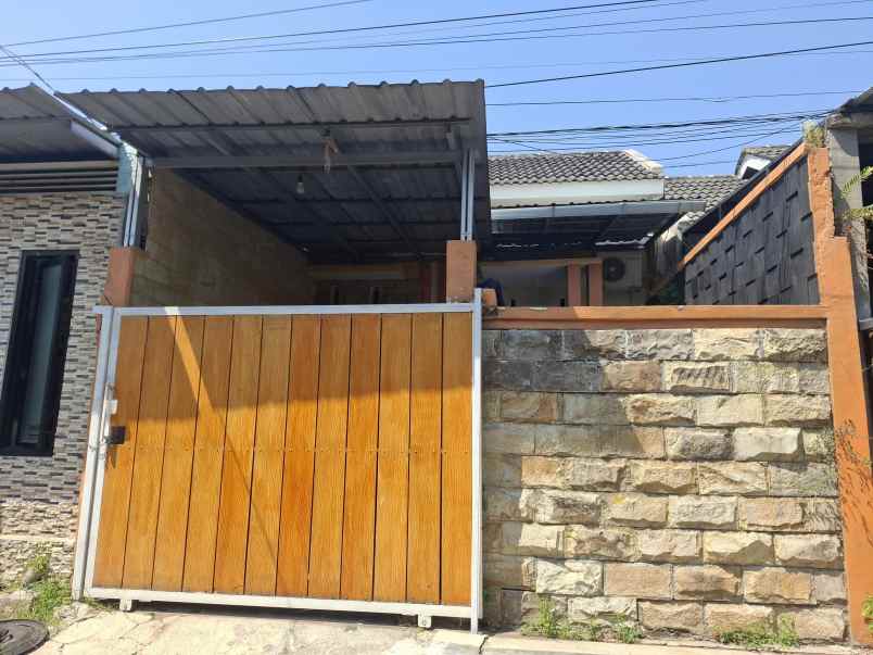 dijual rumah sumbersari