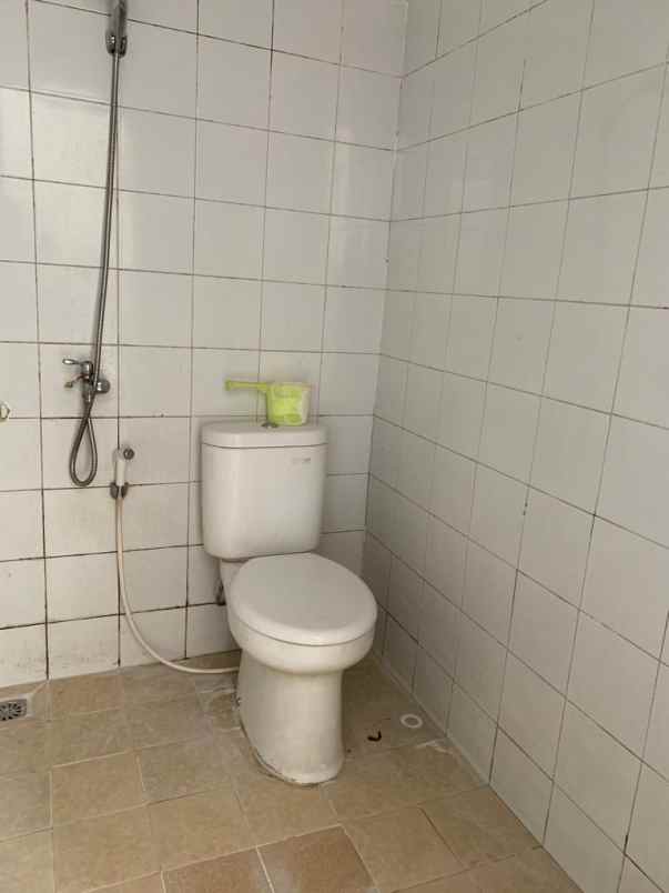 dijual rumah talaga bestari tangerang