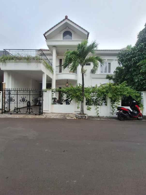 dijual rumah taman galaxy bekasi