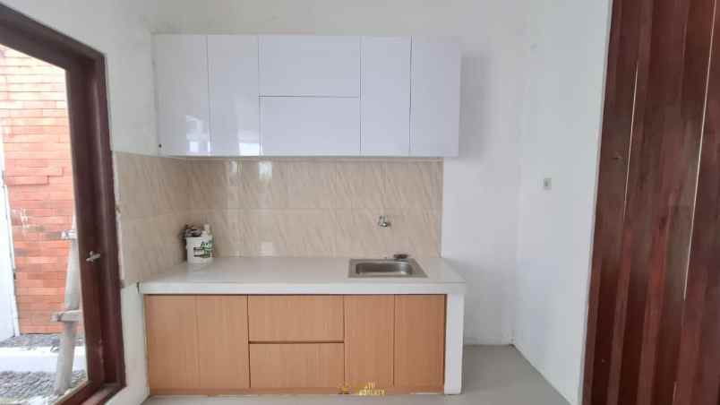 dijual rumah tamanmartani kalasan