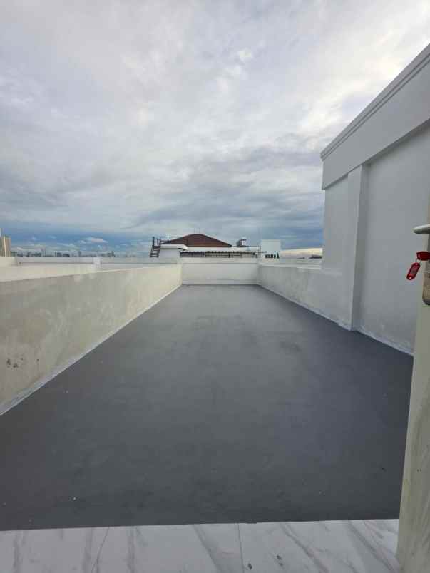 dijual rumah tanjung duren utara grogol