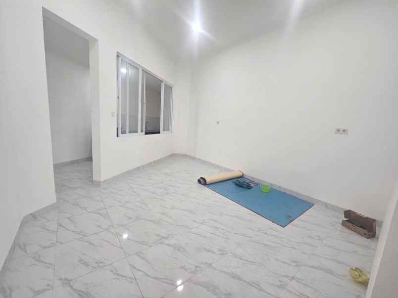 dijual rumah tanjung duren utara grogol