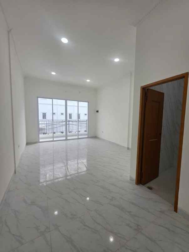 dijual rumah tanjung duren utara grogol