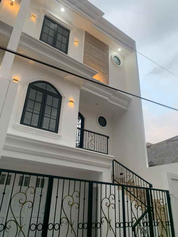 dijual rumah tebet barat dalam tebet barat