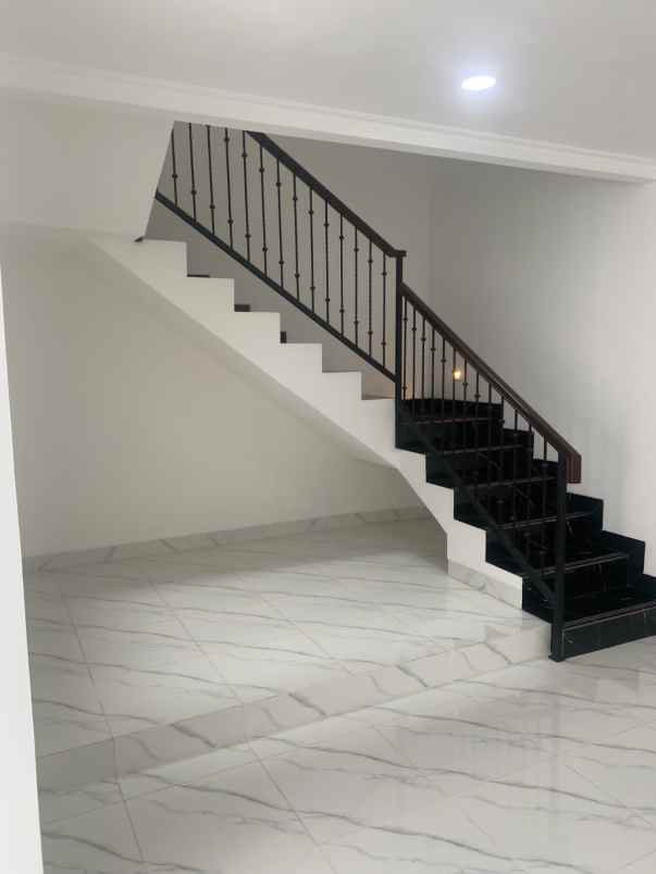 dijual rumah tebet barat dalam tebet barat