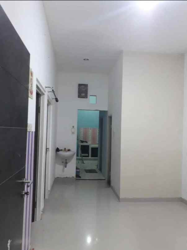 dijual rumah tembalang