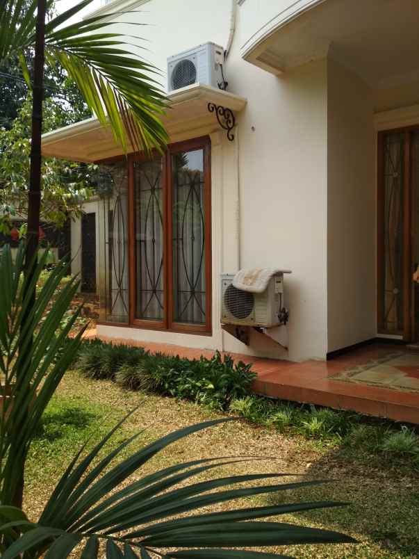 dijual rumah townhouse pejaten barat