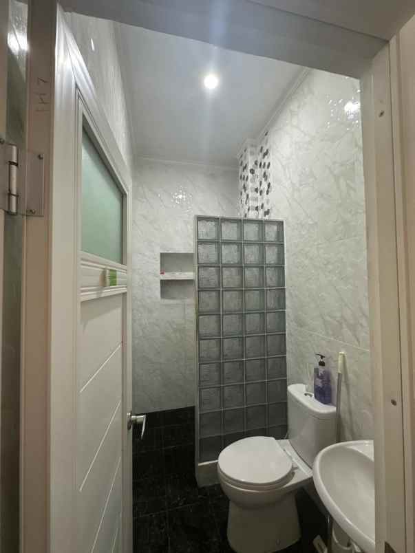 dijual rumah turangga