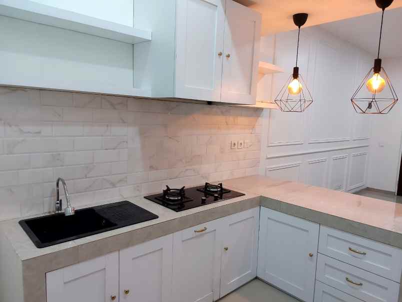 dijual rumah u house bintaro jaya tangerang selatan