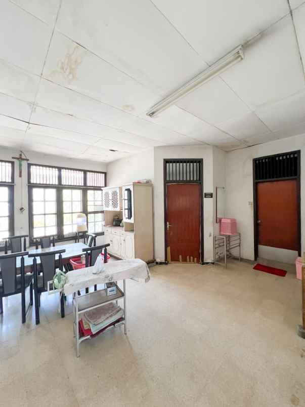 dijual rumah villa kalijudan indah