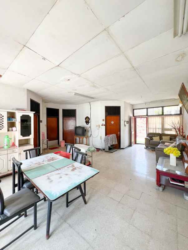 dijual rumah villa kalijudan indah