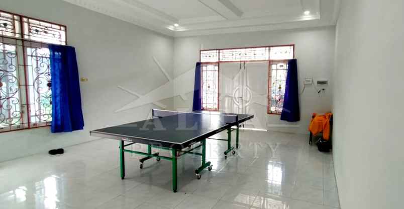 dijual rumah villa tanah mas kota pontianak