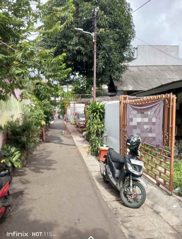 dijual rumahbtua dan tanah