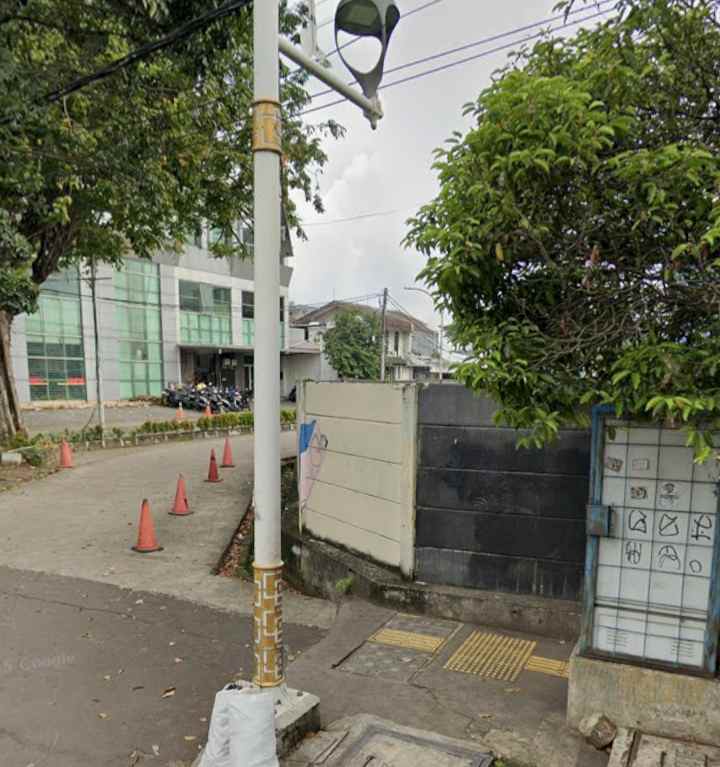 dijual tanah jalan lapangan bola