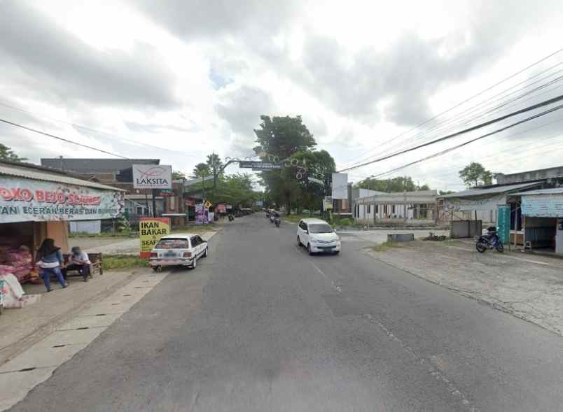 dijual tanah jl ringroad utara