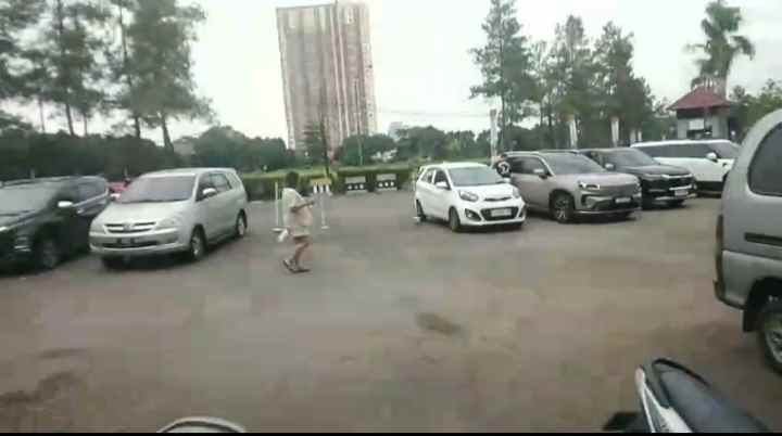 dijual tanah jl soekarno hatta