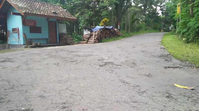 dijual tanah kemiri purwobinangun kec