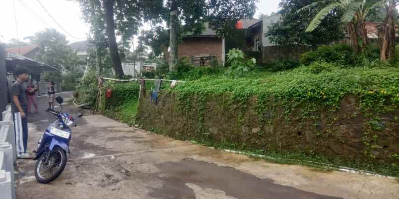 dijual tanah pinggir jalan akses mobil