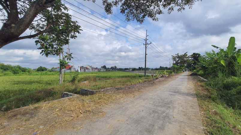dijual tanah sidoarum godean sleman