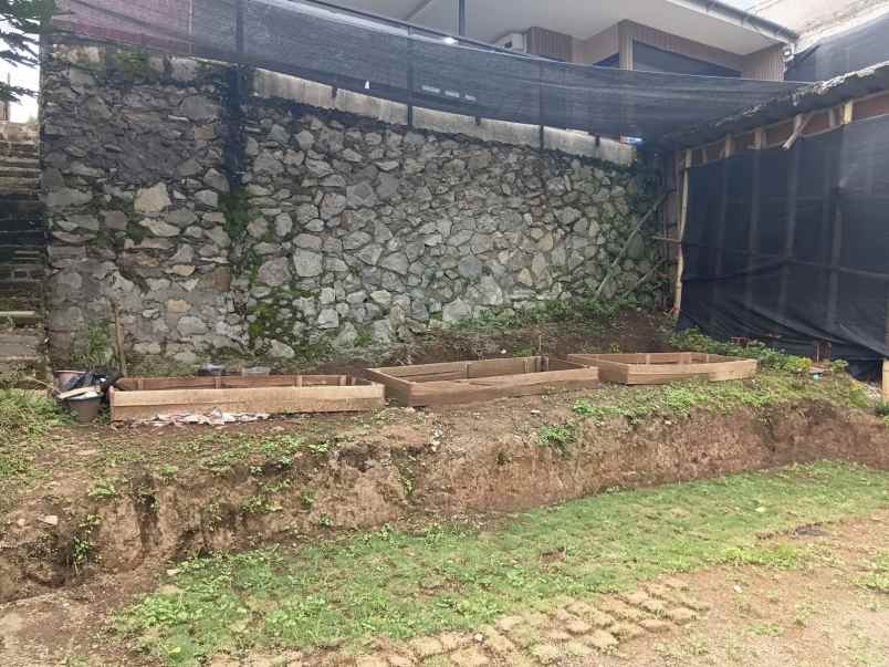 dijual villa cipageran