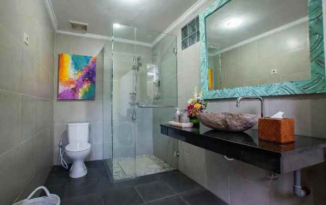 dijual villa dan ruko lokasi seminyak badung bali