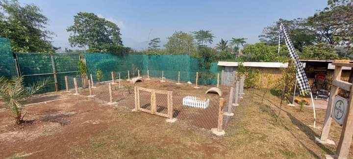 dijual villa margahurip