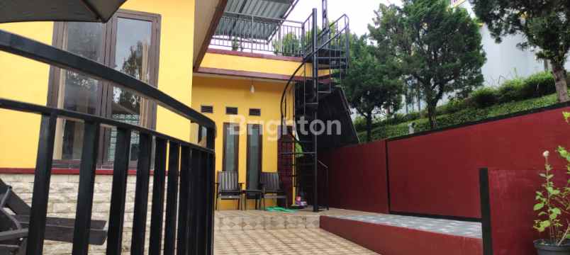 dijual villa villa agrowisata