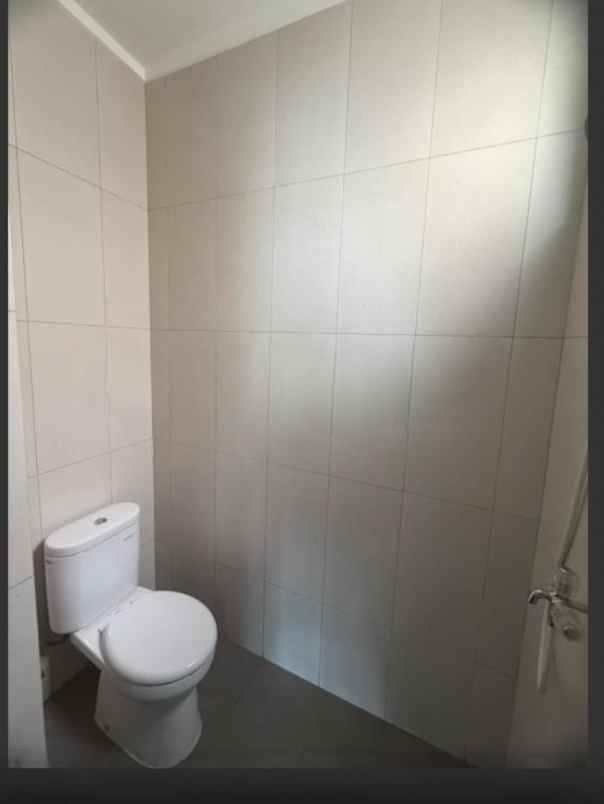 disewakan ruko crystal summarecon bekasi