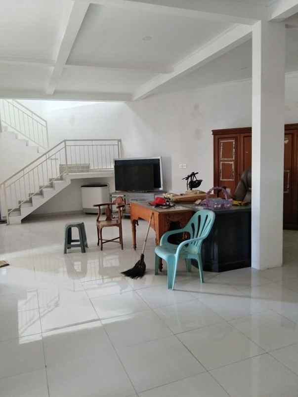 disewakan ruko gudang kantor arcamanik endah