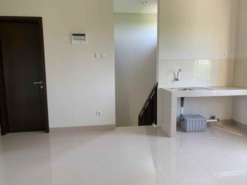 disewakan ruko gudang kantor jgc jakarta garden city cakung