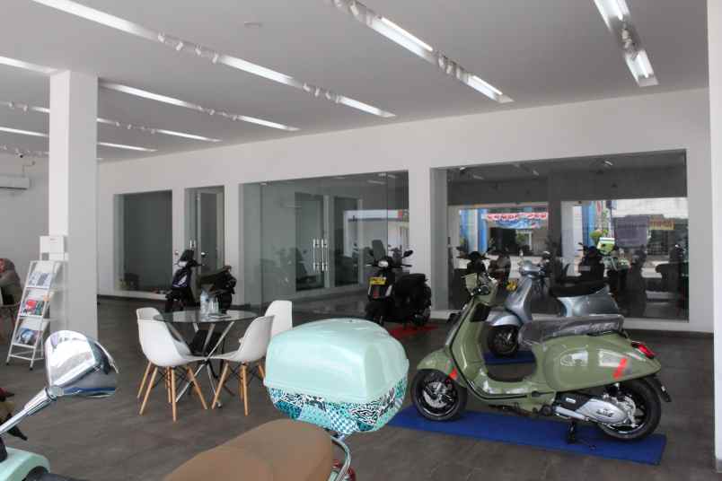 disewakan ruko gudang kantor kel jajag kec gambiran kab