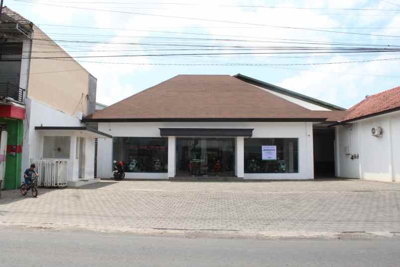 disewakan ruko gudang kantor kel jajag kec gambiran kab