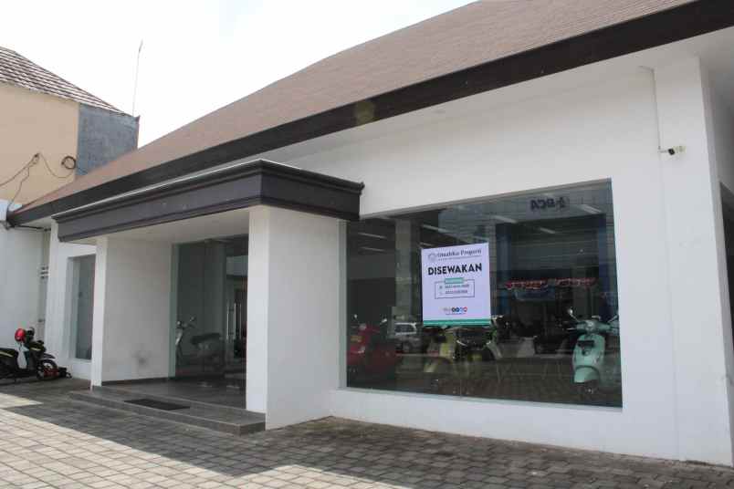 disewakan ruko gudang kantor kel jajag kec gambiran kab