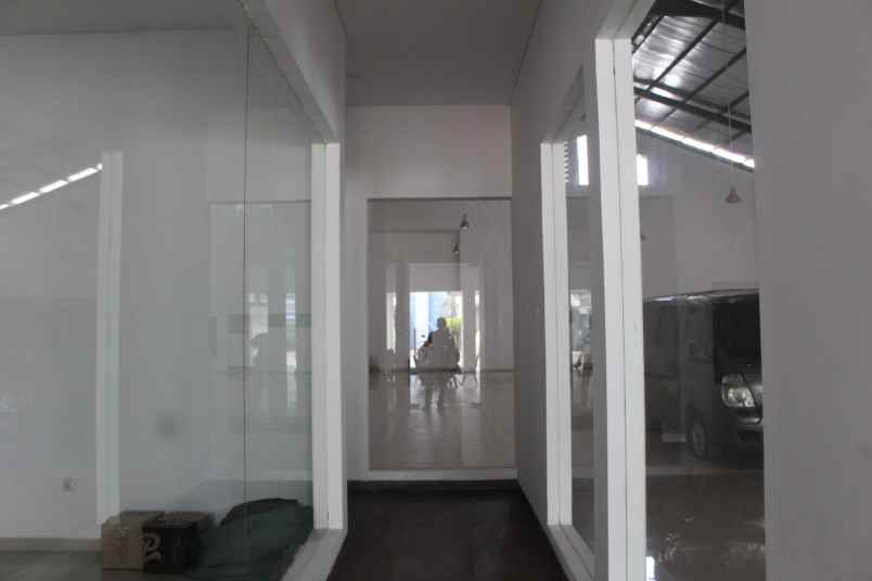 disewakan ruko gudang kantor kel jajag kec gambiran kab