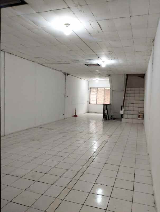 disewakan ruko gudang kantor mangga dua selatan sawah