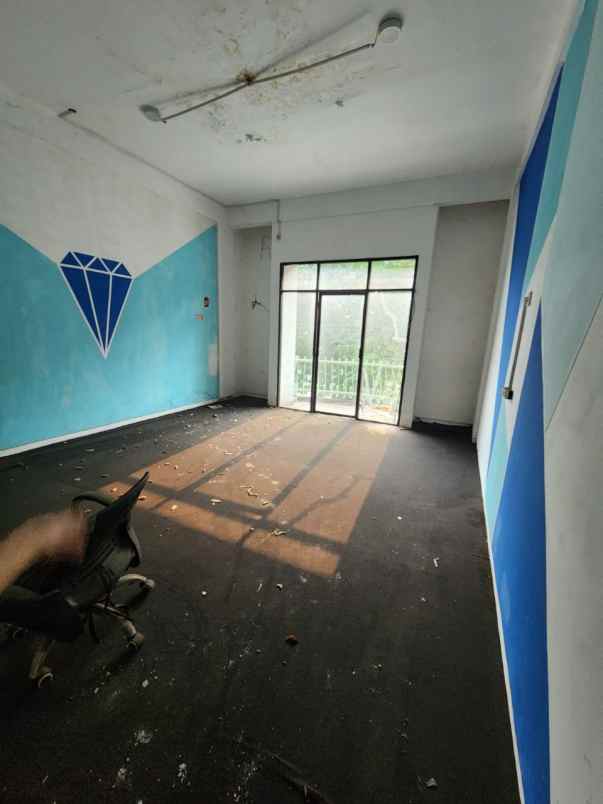 disewakan ruko raya ngagel