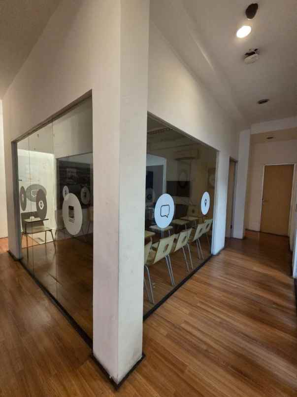 disewakan ruko strategis raya jemursari