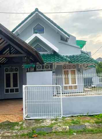 disewakan rumah jl maluku no c4 rw 1 pd