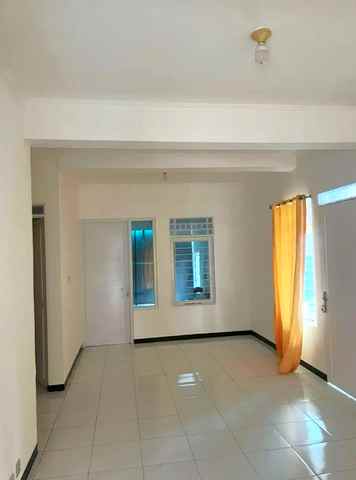 disewakan rumah jl maluku no c4 rw 1 pd