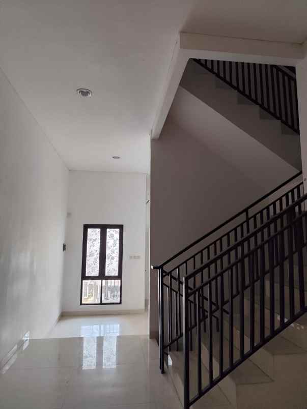 disewakan rumah kelapa gading