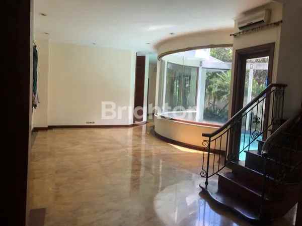 disewakan rumah komplek mentri patra