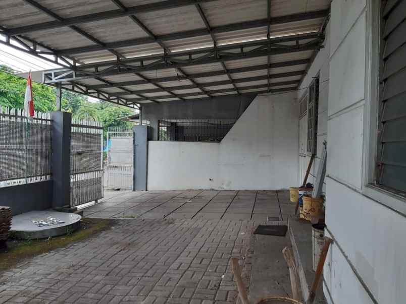 disewakan rumah pucang