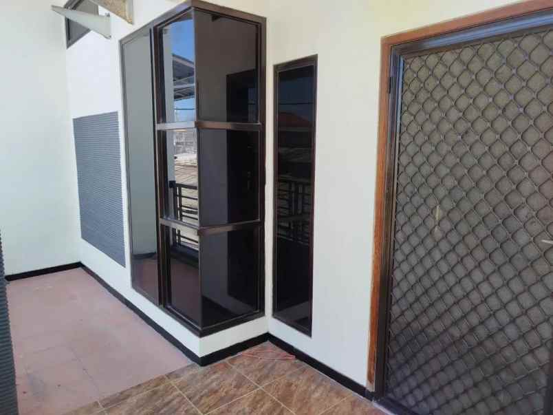 disewakan rumah setro