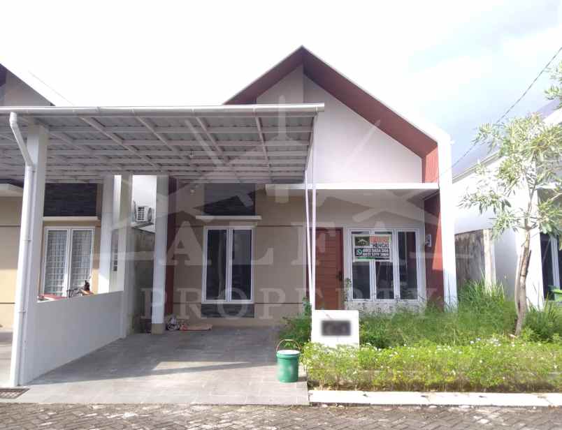 disewakan rumah the green orchard kota pontianak