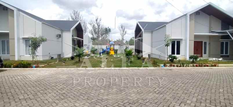 disewakan rumah the green orchard kota pontianak